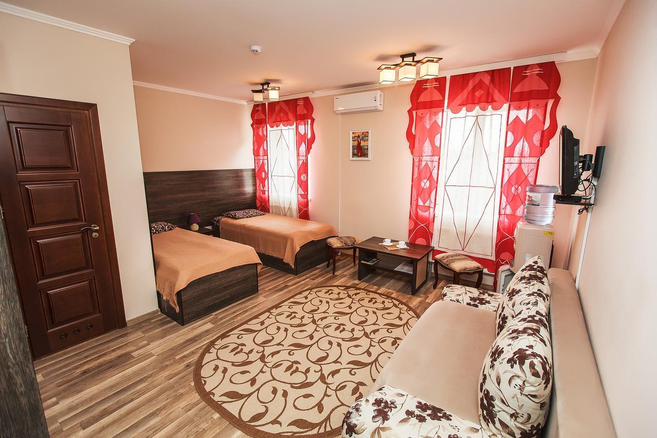 Slavyanskaya Hata Hotel Барановичі Екстер'єр фото